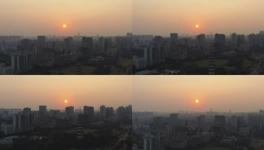 日落雾霾广州市景生活区航拍全景4k中国高清在线视频素材下载