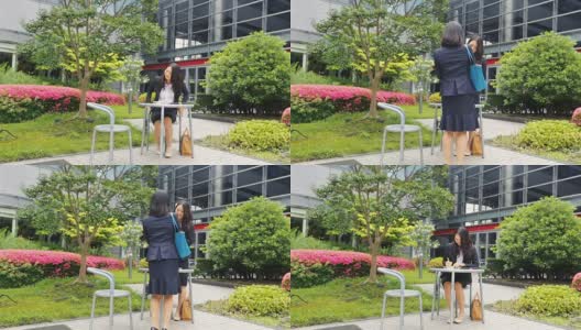 日本职场女性开会时的传统问候高清在线视频素材下载