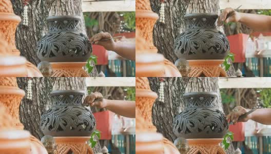 在陶工上雕刻陶罐高清在线视频素材下载