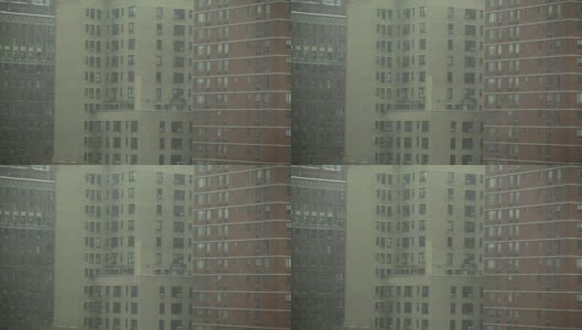 纽约市大楼下起了雪高清在线视频素材下载