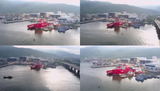 五颜六色的船和船停泊在码头上的鱼类储藏处高清在线视频素材下载