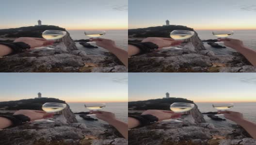 在希腊莱夫卡达岛的日落浪漫约会高清在线视频素材下载