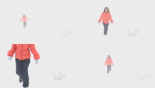 一个女人在深雪中行走高清在线视频素材下载