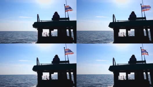 泰国渔船的慢镜头。高清在线视频素材下载