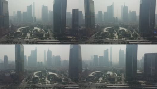 晴天雾霾广州市中心著名商场交通街道航拍全景4k中国高清在线视频素材下载