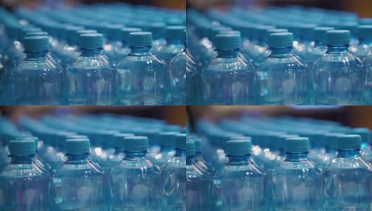 塑料瓶装水的特写镜头高清在线视频素材下载